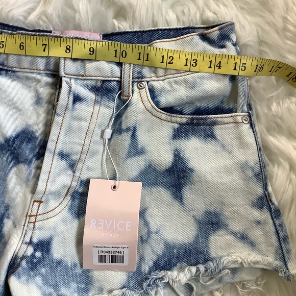 Revice Hollywood Button-fly Shorts Bleached Blue Raw Hem High Rise Size 26 NWT - Picture 8 of 11